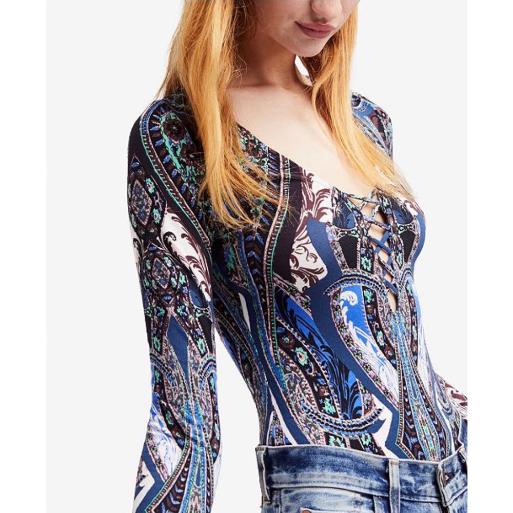 🌙Free People “Pick a Place” Bodysuit - Picture 2 of 8